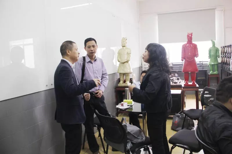 1567567970741229.jpg 640.webp (3).jpg